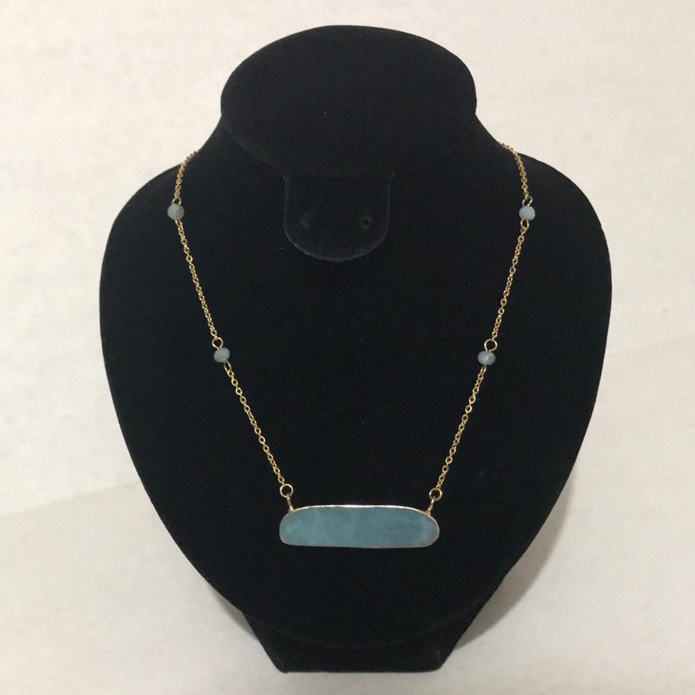 Necklace condition new